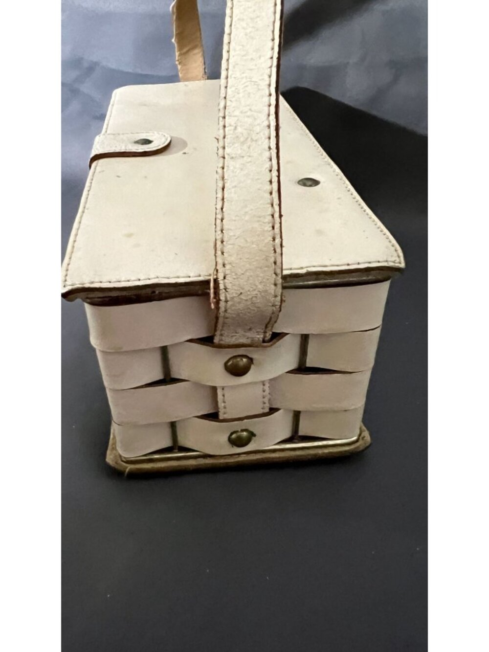 Vintage White Woven Leather Basket Handbag With Brass Closure Strap - Picture 7 of 13